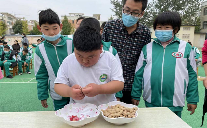 李岩浩同学 李岩浩同学