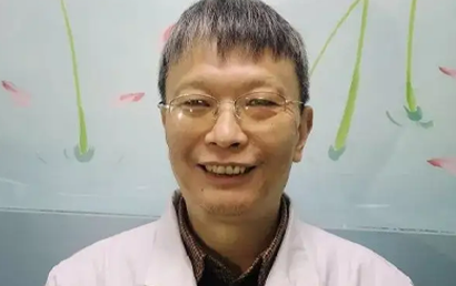 邹小兵 邹小兵