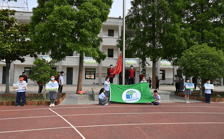 徐州市特殊教育学校开展“六●五”世界环境日宣传实践活动
