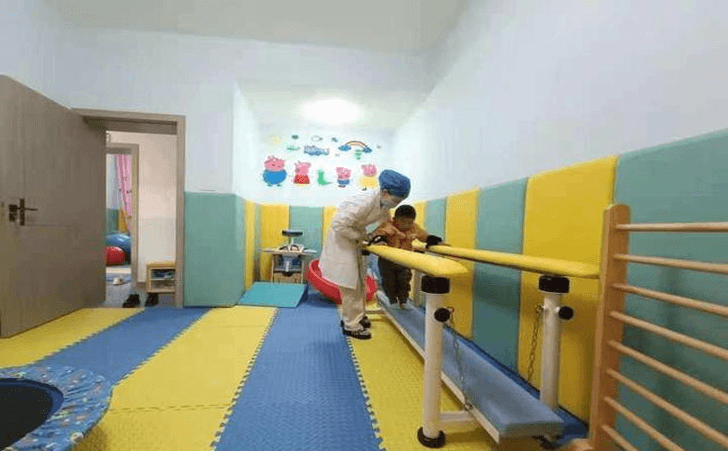 富源县中医医院儿童康复训练中心开诊