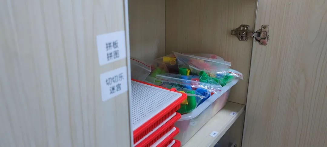 图片与物品和活动的关联 图片与物品和活动的关联