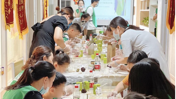 星桥儿童潜能发展中心月饼制作活动