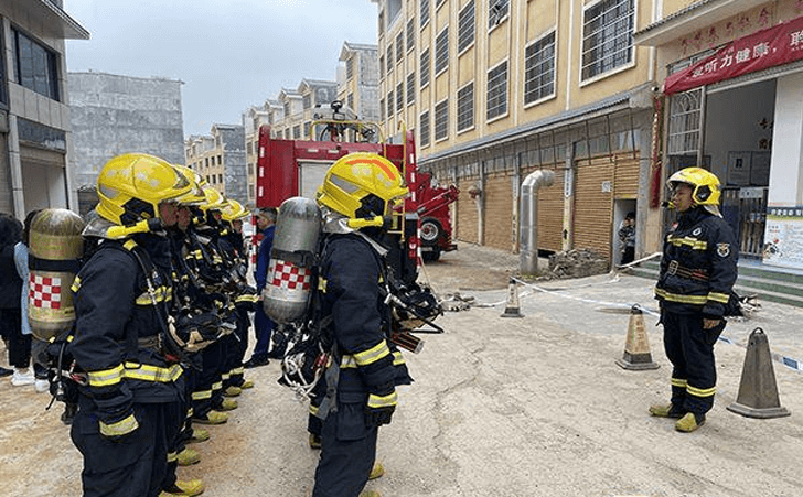 市残联联合东环路消防特勤队到黔西南州诚爱儿童康复中心开展消防演练活动 市残联联合东环路消防特勤队到黔西南州诚爱儿童康复中心开展消防演练活动