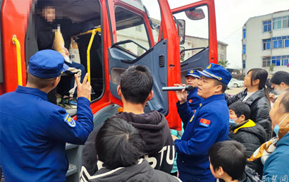 消防救援大队走进黄州区特殊教育学校宣讲消防知识
