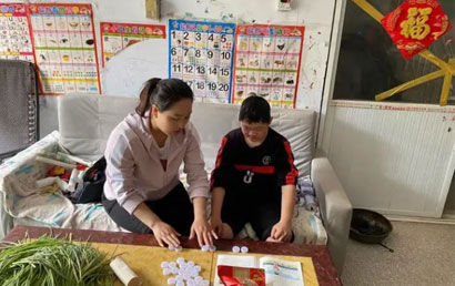 鹿邑县特殊教育学校为残障儿童开展“送教上门”工作