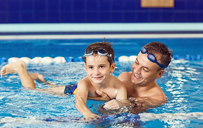 让谱系孩子学游泳家长需要做哪些准备？