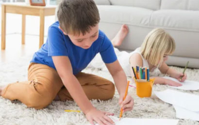 如何根据孩子的差异选用合适的地板时光训练方法