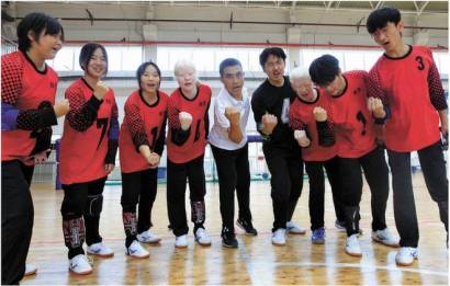 石家庄市特殊教育学校盲人门球队积极备战比赛
