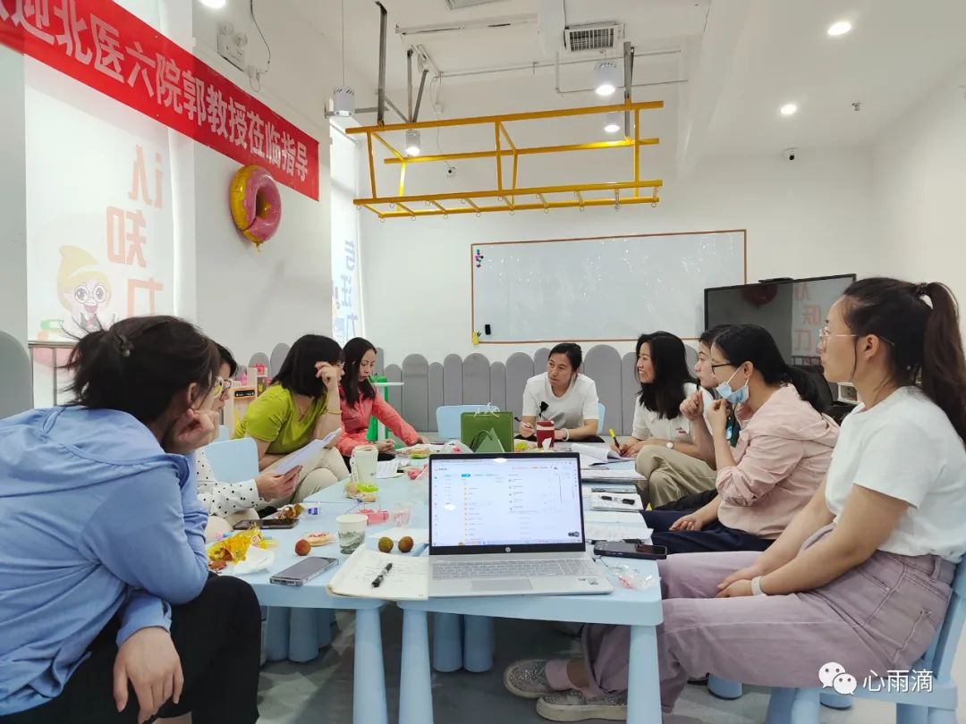 郭延庆教授莅临北京心雨开展关于孤独症谱系障碍儿童正常化发展的讲座