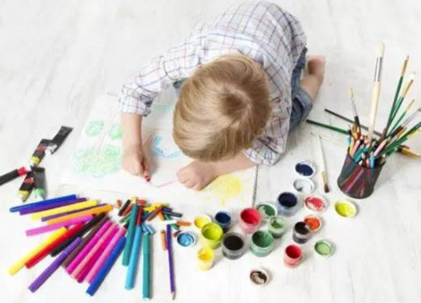 绘画疗法对自闭症治疗有什么好处？