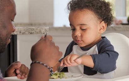 如何让自闭症孩子养成良好的就餐习惯？