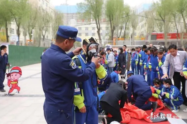 青海省消防救援总队深入省特殊教育学校开展消防安全宣传活动