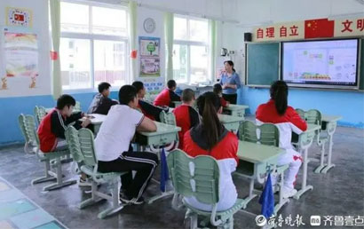 青年志愿者赴济南市章丘区特殊教育学校开展爱心支教活动