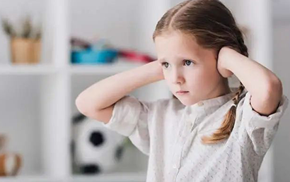 自闭症孩说害怕的时候家长应该如何做？