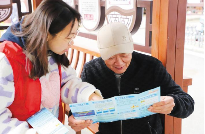 “老姨妈”成立了荆州市自闭症家庭互助服务中心