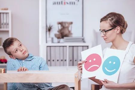 高功能自闭症和低功能自闭症有什么区别？