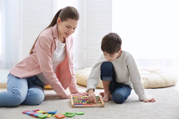 如何提高自闭症孩子对他人的注意力？